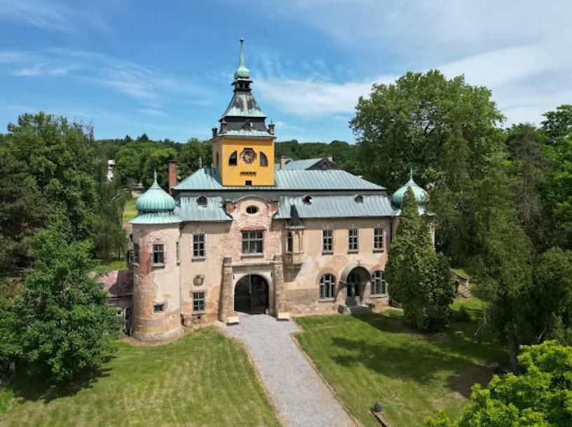 Zámecký Areál Holovousy s.r.o., Czech Republic (Czechia)